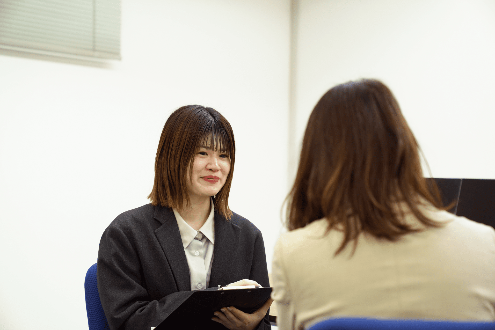 事業承継の３つの方法（親族・従業員・第三者）を徹底解説