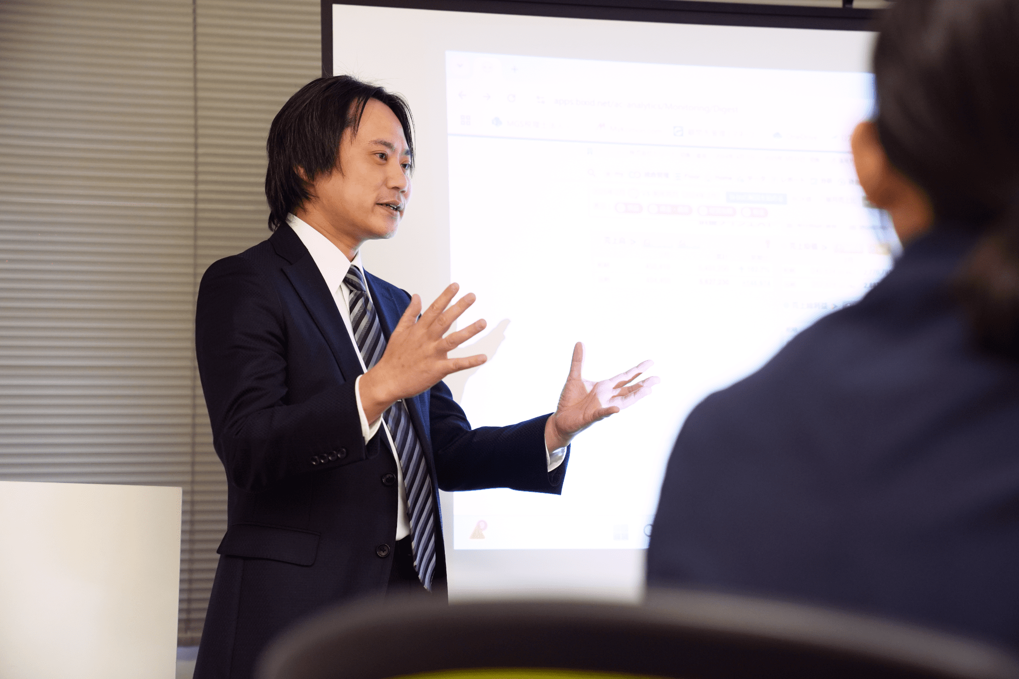 事業承継契約書の作り方と立て方のポイント。株式譲渡・事業譲渡・組織再編の条項・手順を完全解説